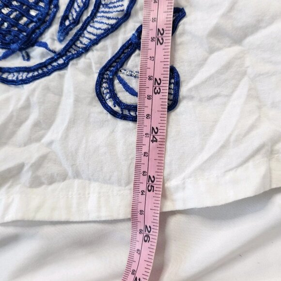 Boston Proper Women's Size 4 Embroidered Tunic Top Tie Back White Boho - Picture 3 of 8